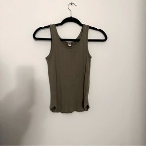 UNIQLO Ribbed Tank Top XS